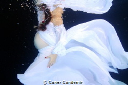 Maternity Photography by Caner Candemir 